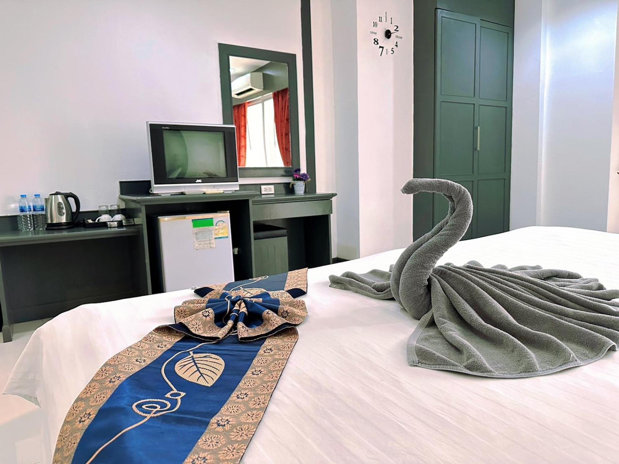 Hotel Baya Phuket Patong Δωμάτιο φωτογραφία